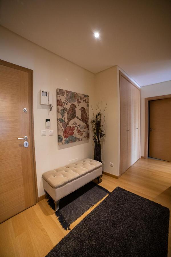 Lovely Apartment Near Airport And Nations Park, With Garage Loures Exterior foto